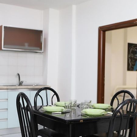 Napoli Centrale Budget Apartment Exterior foto