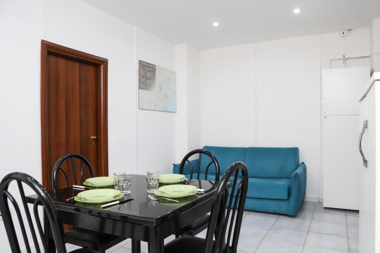 Napoli Centrale Budget Apartment Exterior foto